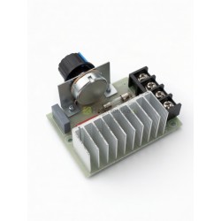 220V įtampos 2000W reguliatorius dimeris